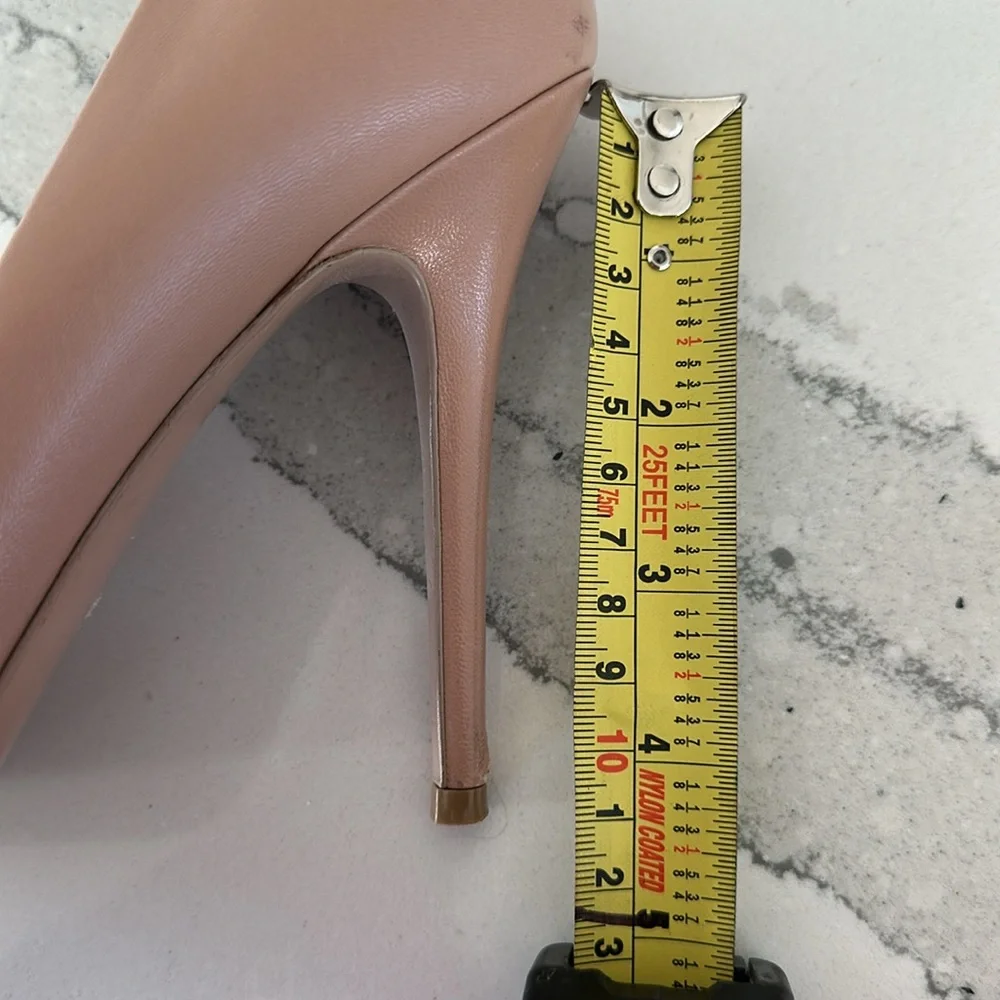 Valentino Garavani Pink Rockstud Pointed Toe Pumps